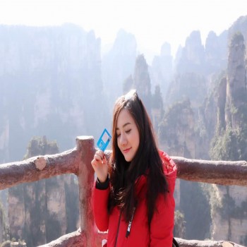 Ho&agrave;ng Huệ